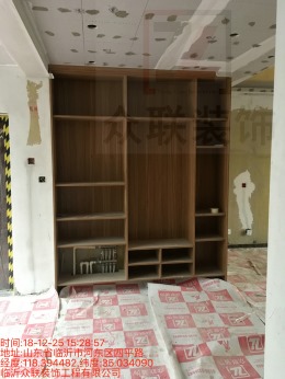 众联装饰恭贺“御山河 王老师”新家木工完成油工进场